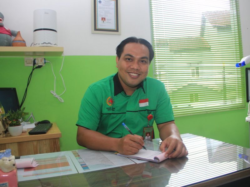 Dokter Gigi (1) Small